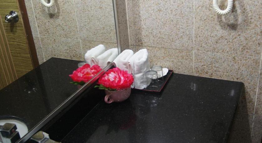 קוטה קינבלו Td Plaza Hotel מראה חיצוני תמונה