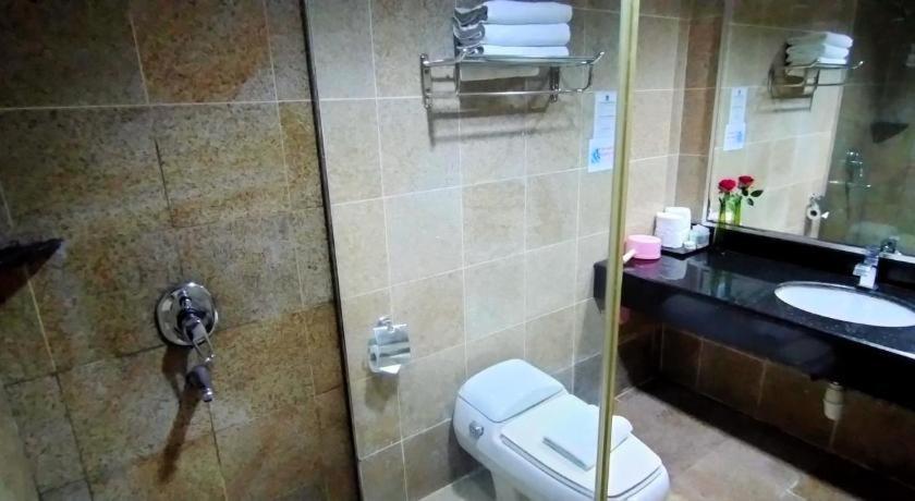 קוטה קינבלו Td Plaza Hotel מראה חיצוני תמונה