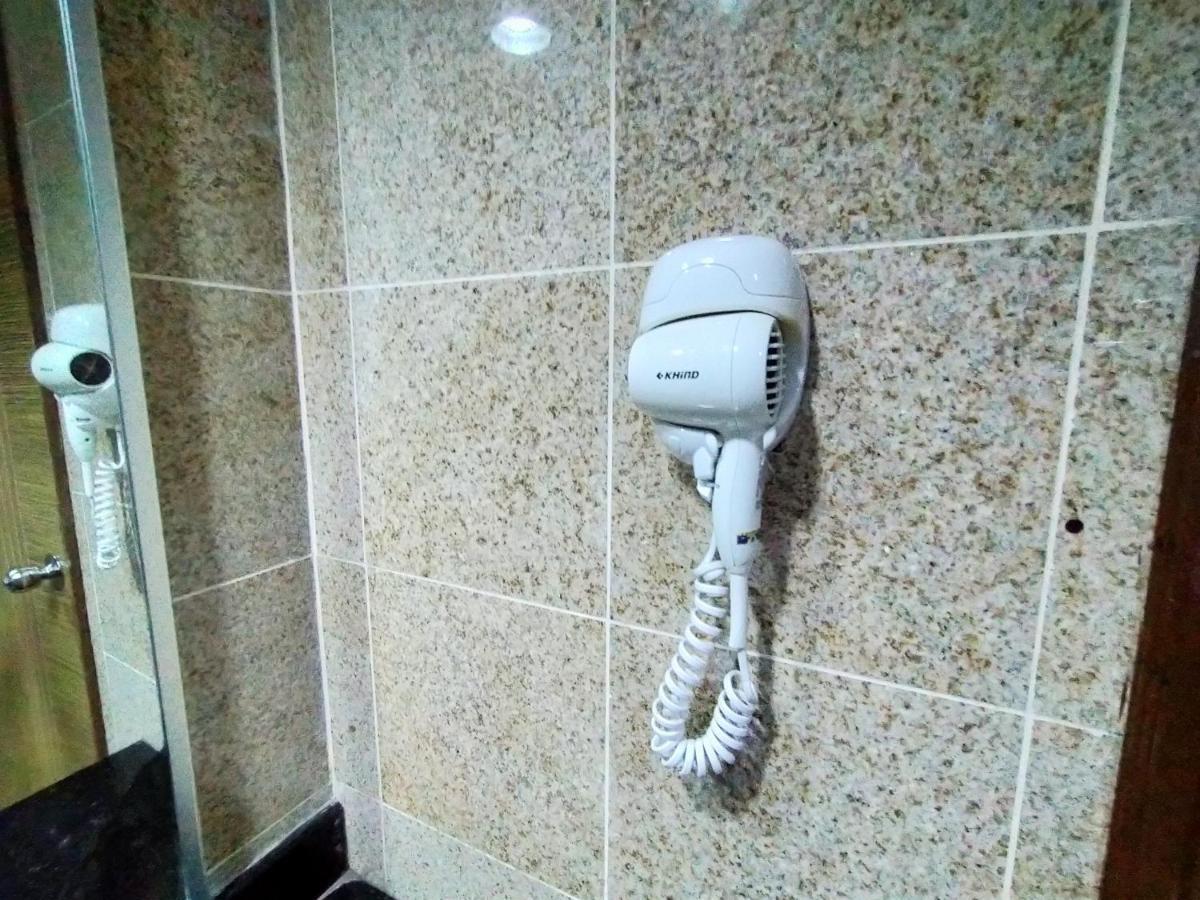 קוטה קינבלו Td Plaza Hotel מראה חיצוני תמונה