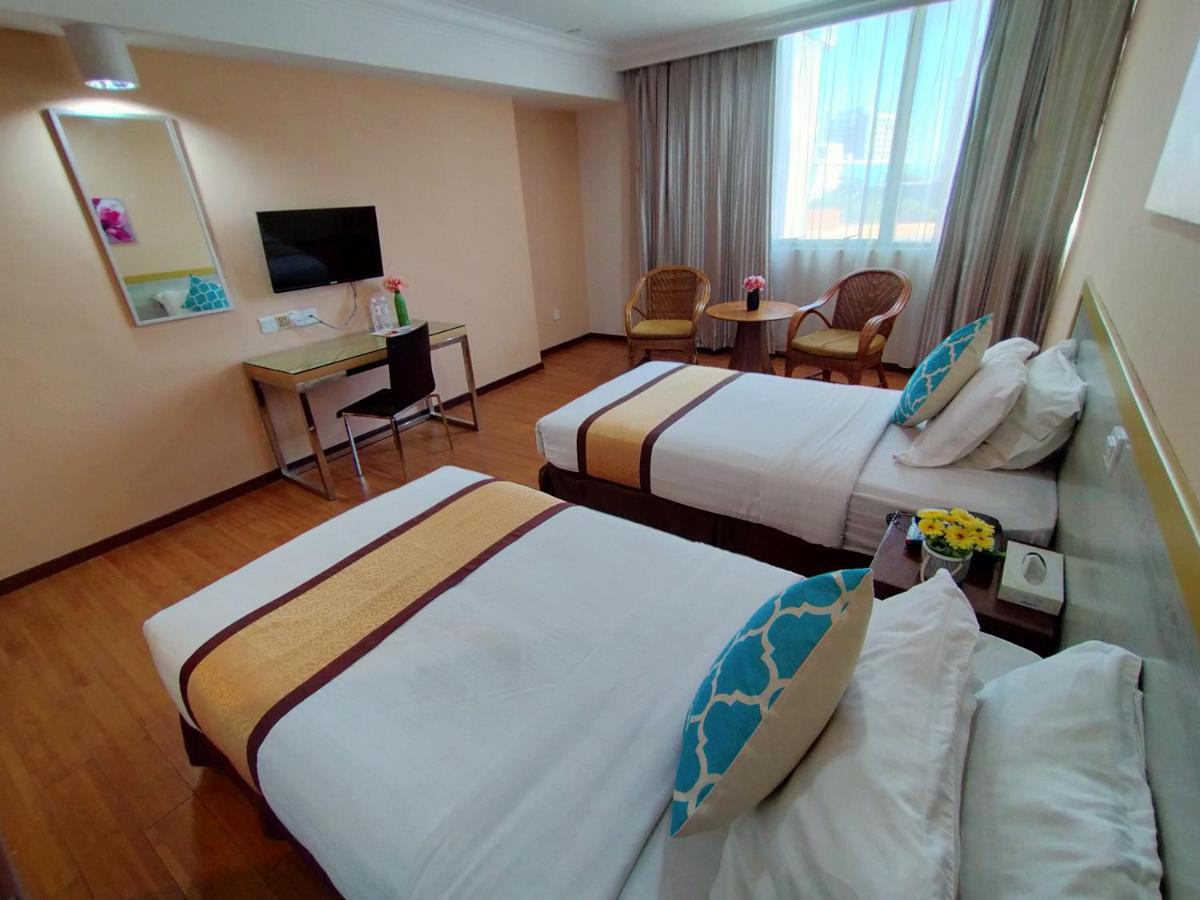 קוטה קינבלו Td Plaza Hotel מראה חיצוני תמונה